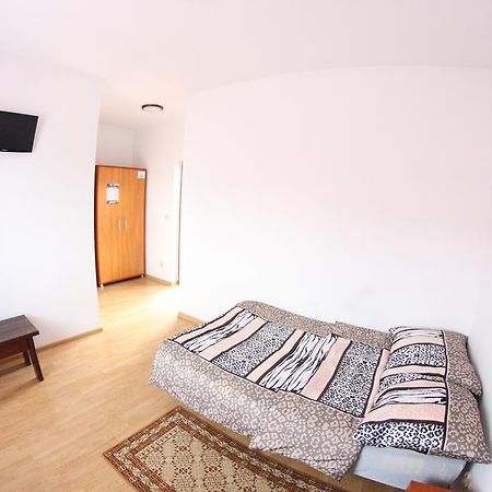 Rafaello Pokoje Goscinne Łagów Habitación foto